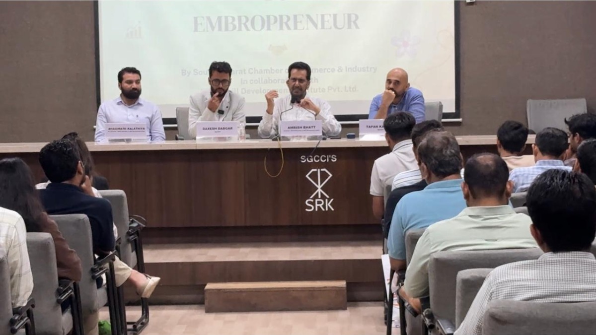 HSW and SGCCI Host ‘Journey to Embropreneur’ Seminar in Surat, Highlighting Self-Employment Opportunities in the Embroidery Industry